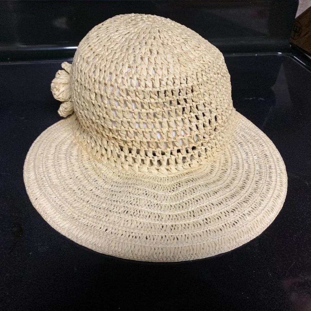 August beige packable sun hat